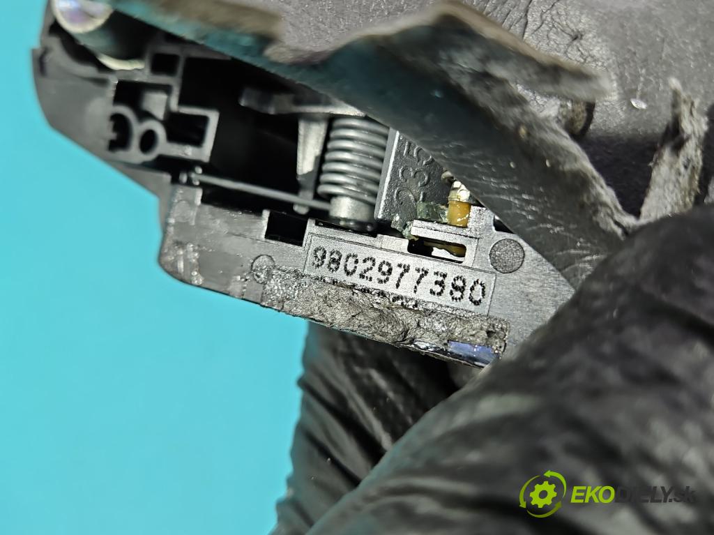 Citroen C5 Aircross 17-25 1.2 T 131 hp manual 96 kW 1199 cm3 5- klika přední levé 9802977380 (Vnější přední levá klika dveří)