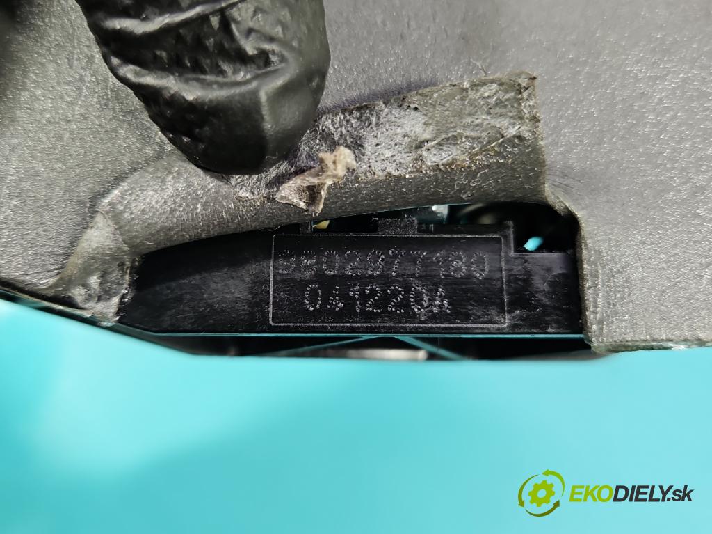 Citroen C5 Aircross 17-25 1.2 T 131 hp manual 96 kW 1199 cm3 5- klika zadní pravé 9802977180 (Klika dveří ostatní)