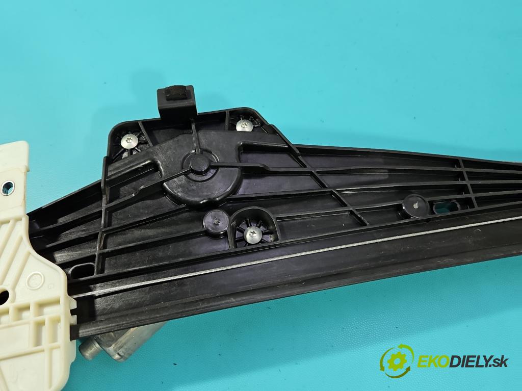 Citroen C5 Aircross 17-25 1.2 T 131 hp manual 96 kW 1199 cm3 5- mechanismus stahování zadní levý 9822455080