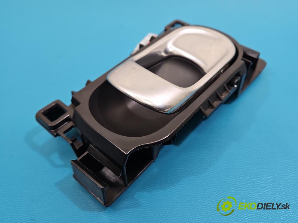 Citroen C5 Aircross 17-25 1.2 T 131 HP manual 96 kW 1199 cm3 5- rukoväť uvnitř: zadné ľavé 98298152