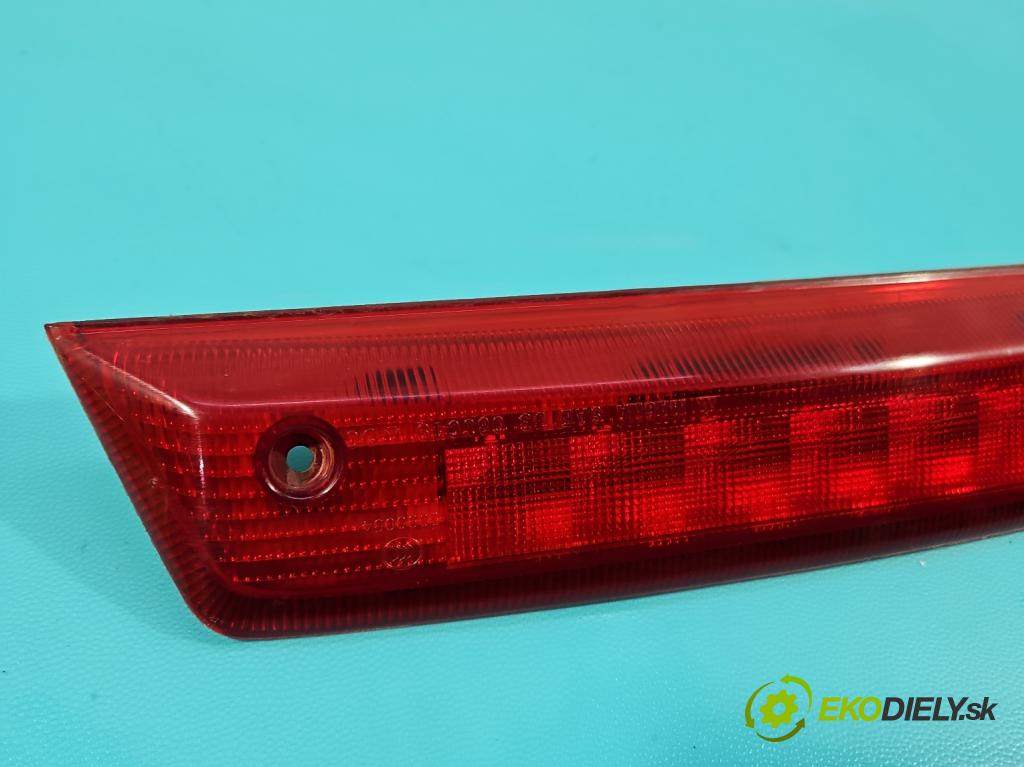 Fiat Freemont 2.0 jtd 170 HP manual 125 kW 1956 cm3 5- světlo: stop: 05116302AD