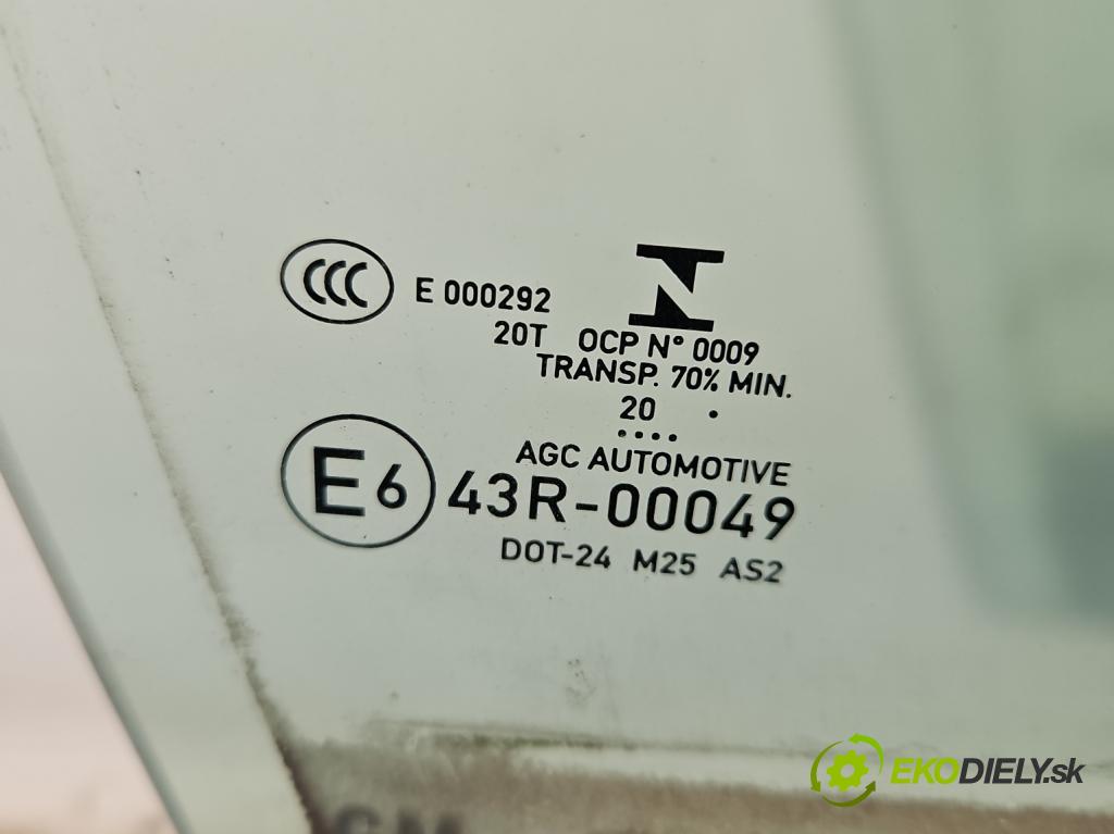 Citroen C5 Aircross 17-25 1.2 T 131 HP manual 96 kW 1199 cm3 5- sklo dvere predné pravé