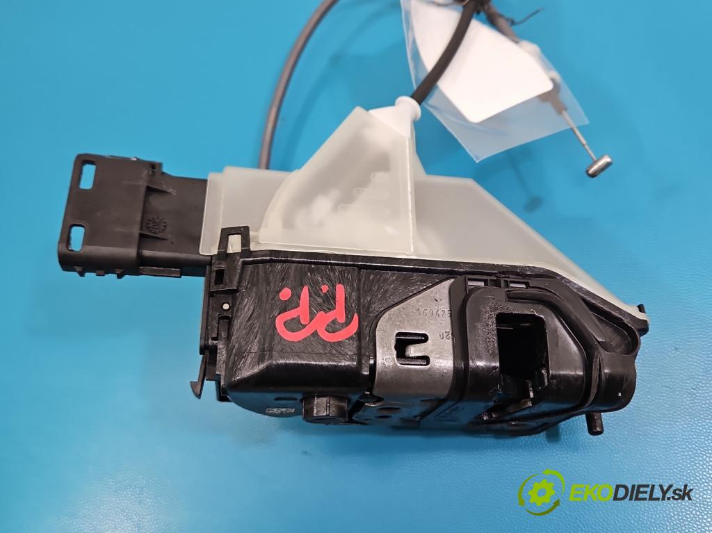 Citroen C5 Aircross 17-25 1.2 T 131 HP manual 96 kW 1199 cm3 5- zámok predné pravý 279624