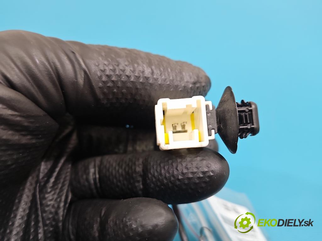 Citroen C5 Aircross 17-25 1.2 T 131 HP manual 96 kW 1199 cm3 5- pas bezpečnosť: zadné ľavý 9822365077