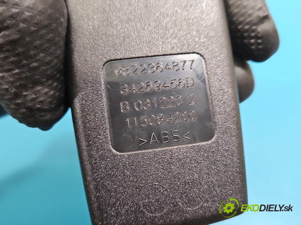 Citroen C5 Aircross 17-25 1.2 T 131 HP manual 96 kW 1199 cm3 5- pas bezpečnosť: zadné pravý 9822364877