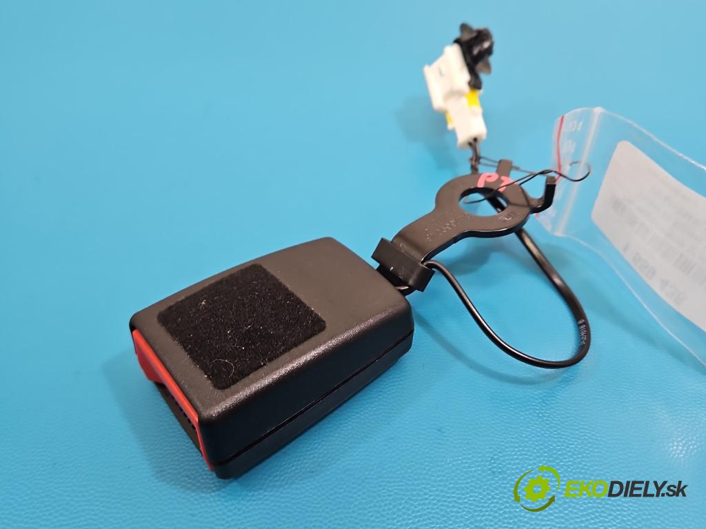 Citroen C5 Aircross 17-25 1.2 T 131 hp manual 96 kW 1199 cm3 5- stěna bezpečnost zadní pravý 9822364877