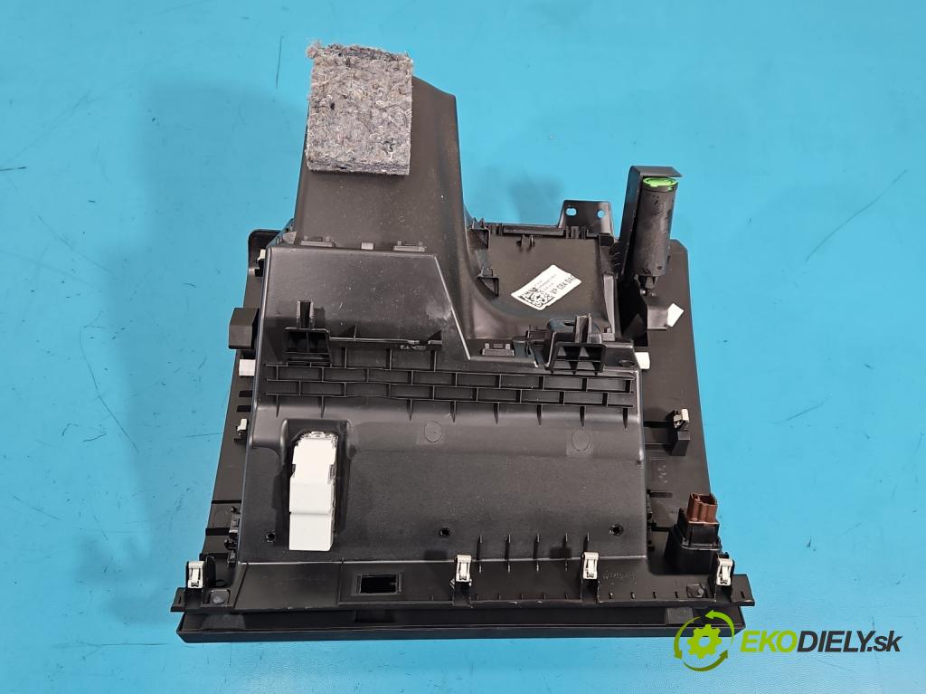 Citroen C5 Aircross 17-25 1.2 T 131 HP manual 96 kW 1199 cm3 5- kastlík 2299328XZD