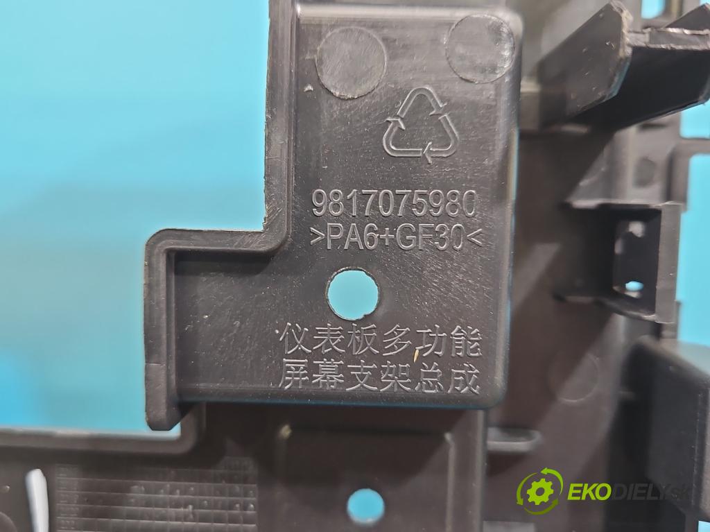 Citroen C5 Aircross 17-25 1.2 T 131 HP manual 96 kW 1199 cm3 5- Rám: rádio: 9817075980