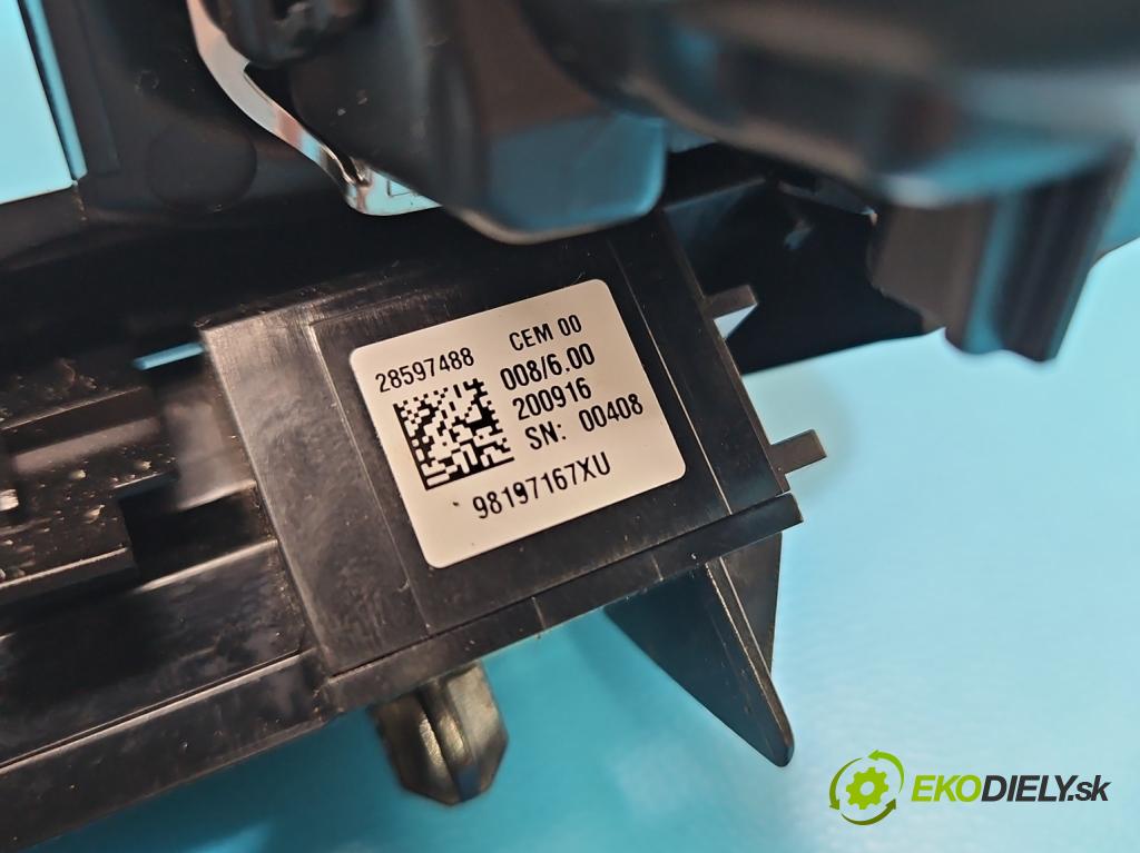 Citroen C5 Aircross 17-25 1.2 T 131 HP manual 96 kW 1199 cm3 5- Rám: rádio: 9817076477