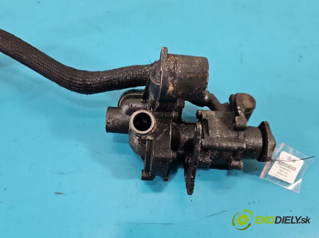 Chrysler Pt cruiser 2.2 CRD 121KM manual 89 kW 2148 cm3 5- čerpadlo posilovač  (Servočerpadlo)
