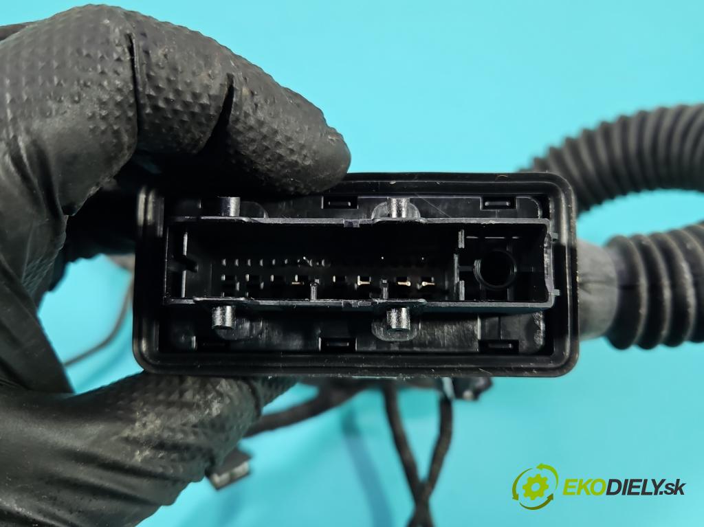 Mercedes E W213 2016-2023 2.0 CDI 194KM automatic 143 kW 1950 cm3 4- Balíček: dveře zadní pravých A2135400743