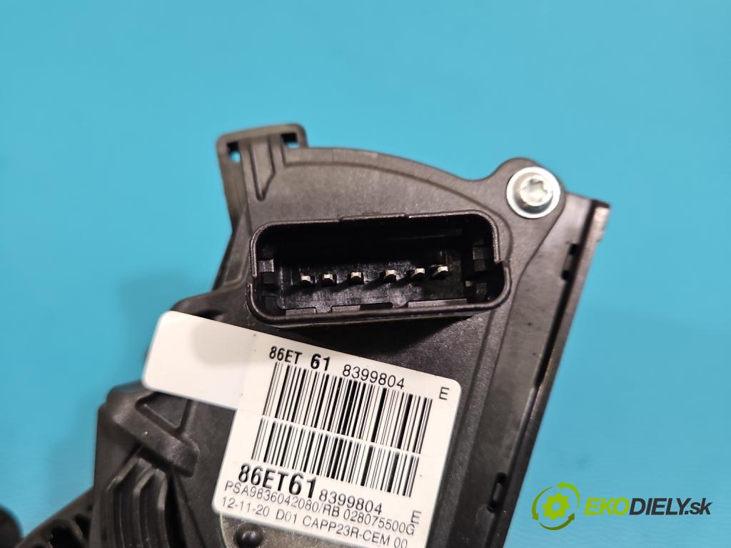 Citroen C5 Aircross 17-25 1.2 T 131 HP manual 96 kW 1199 cm3 5- pedal plyn potenciometr: 9836042080