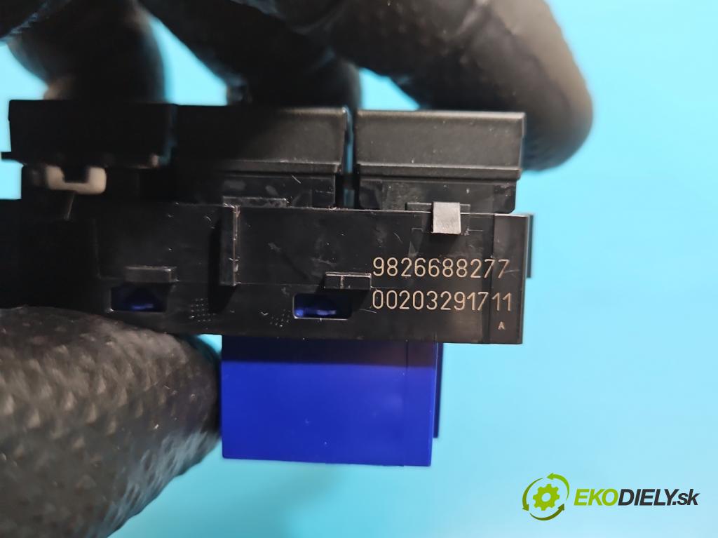 Citroen C5 Aircross 17-25 1.2 T 131 hp manual 96 kW 1199 cm3 5- Přepínač 9826688277