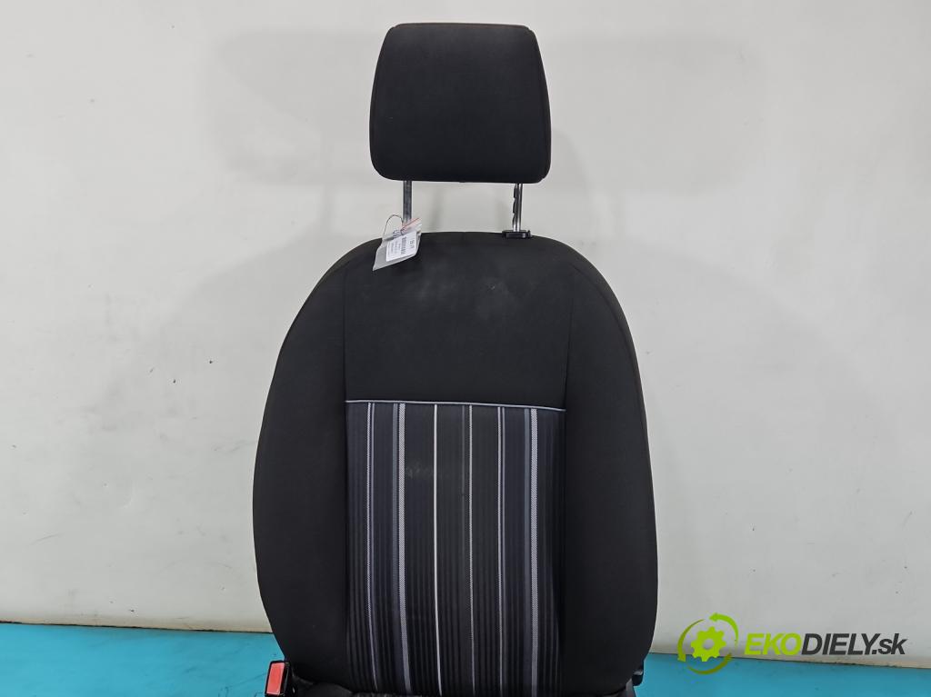 Ford Focus Mk2 2004-2011 1.6 tdci 109 HP manual 80 kW 1560 cm3 5- Sedačka ľavý  (Sedadlo)