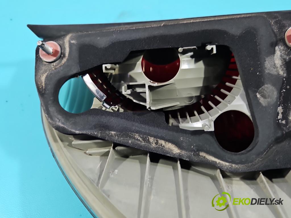 Bmw X3 E83 2003-2010 2.0d 150 HP manual 110 kW 1995 cm3 5- svetlo / reflektor zadné pravé 6990170 (Kľučka dverí ostatné)