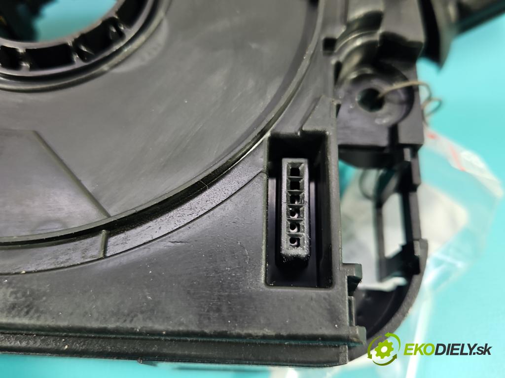 Bmw 1 E87 2004-2011 2.0d 150 HP manual 110 kW 1995 cm3 5- prepínač komplex: 01308100 (Prepínacie páčky pod volantom)