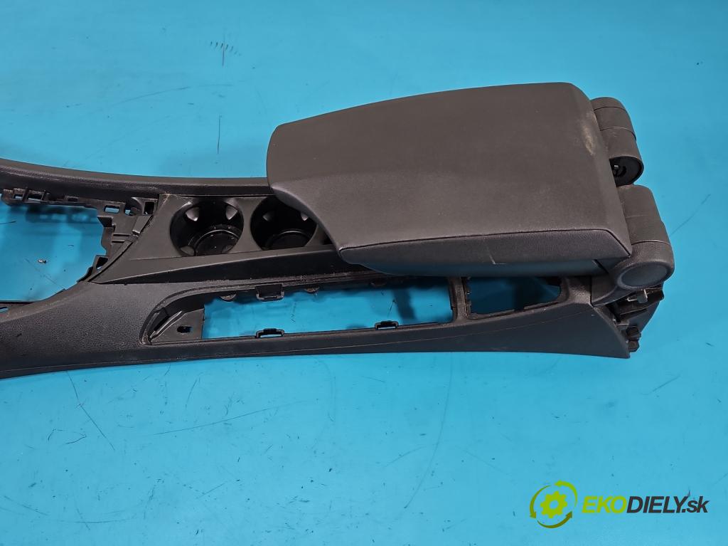 Bmw 1 E87 2004-2011 2.0d 150 HP manual 110 kW 1995 cm3 5- operadlo  (Lakťová opierka)