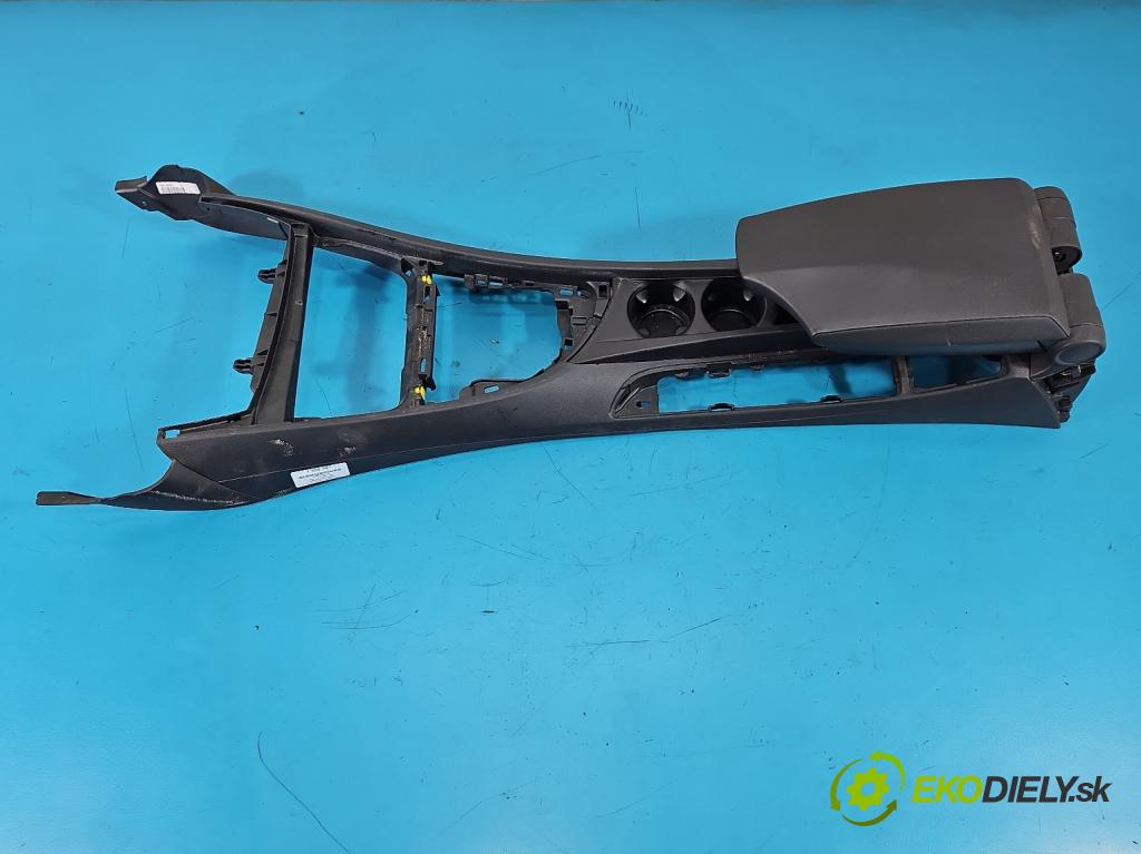 Bmw 1 E87 2004-2011 2.0d 150 HP manual 110 kW 1995 cm3 5- operadlo  (Lakťová opierka)