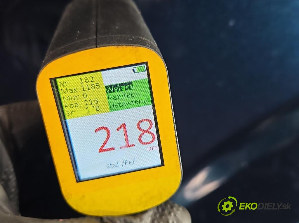 Fiat Freemont 2.0 jtd 170 HP manual 125 kW 1956 cm3 5- dvere zadné ľavé  (Kľučka dverí ostatné)