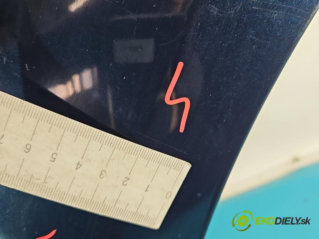 Fiat Freemont 2.0 jtd 170 HP manual 125 kW 1956 cm3 5- dvere zadné ľavé  (Kľučka dverí ostatné)