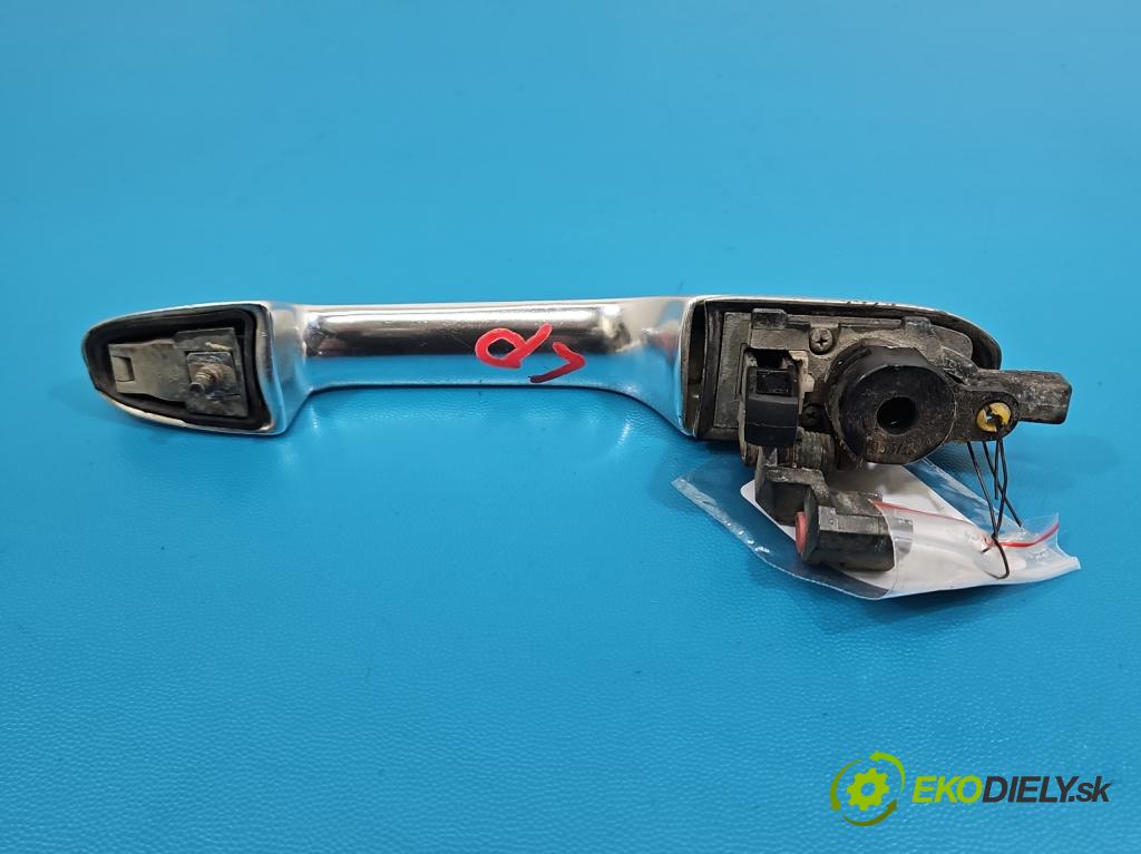 Alfa romeo 147 1.9 jtd 150 hp manual 110 kW 1910 cm3 5- klika přední levé  (Vnější přední levá klika dveří)