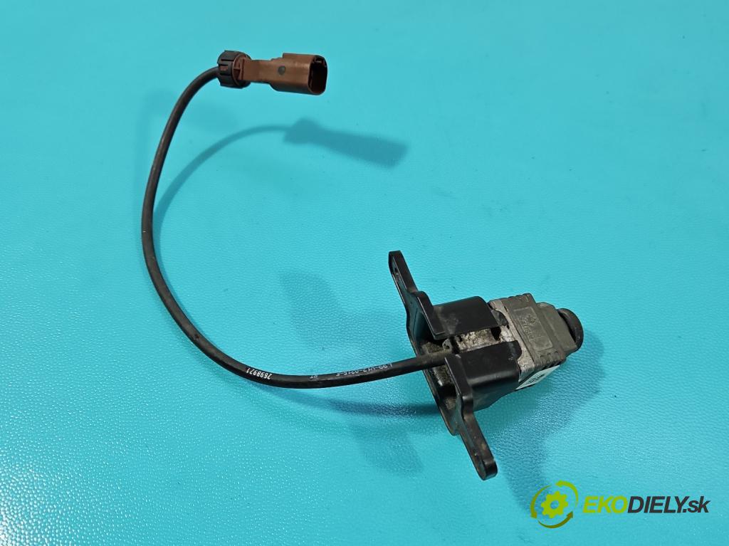 Mercedes E W213 2016-2023 2.0 CDI 194KM: automatic 143 kW 1950 cm3 4- Kamera predné A0009056306