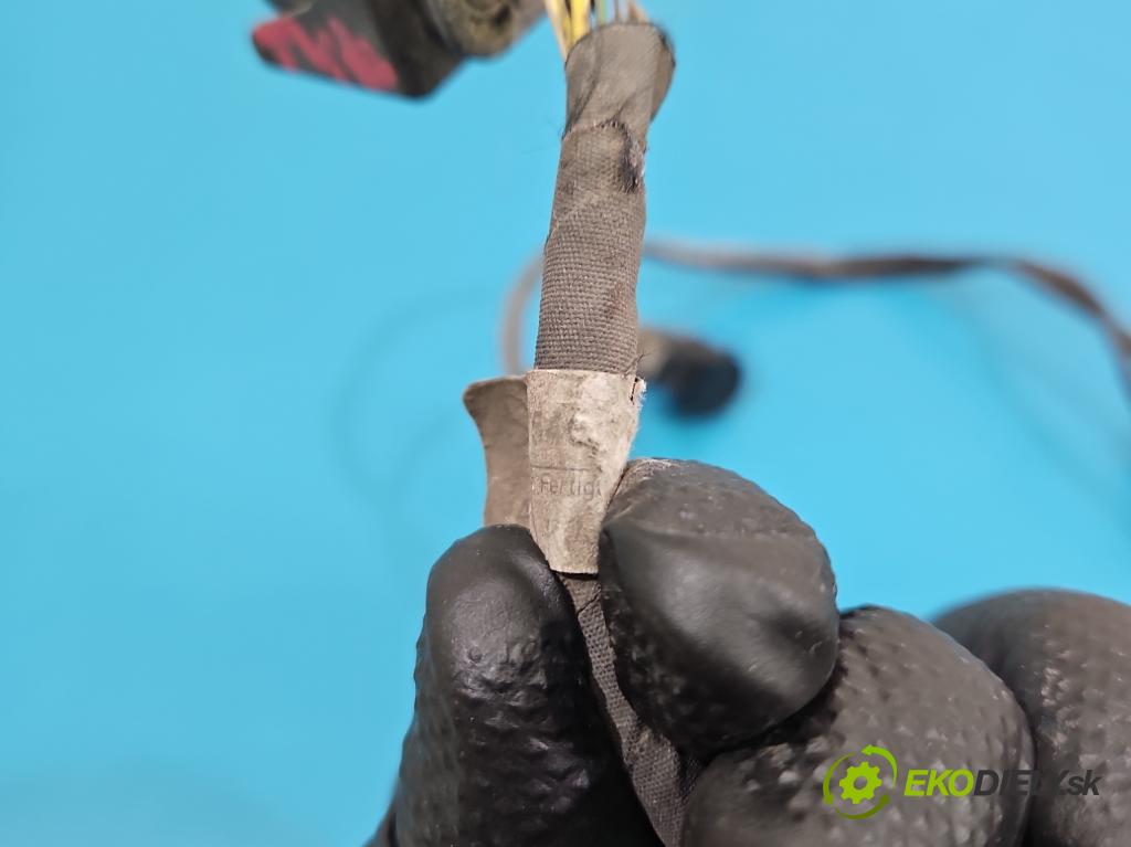 Mercedes B W246  2011-2018 2.1 cdi 136hp automatic 100 kW 2143 cm3 5- snímač parkování A0009059300