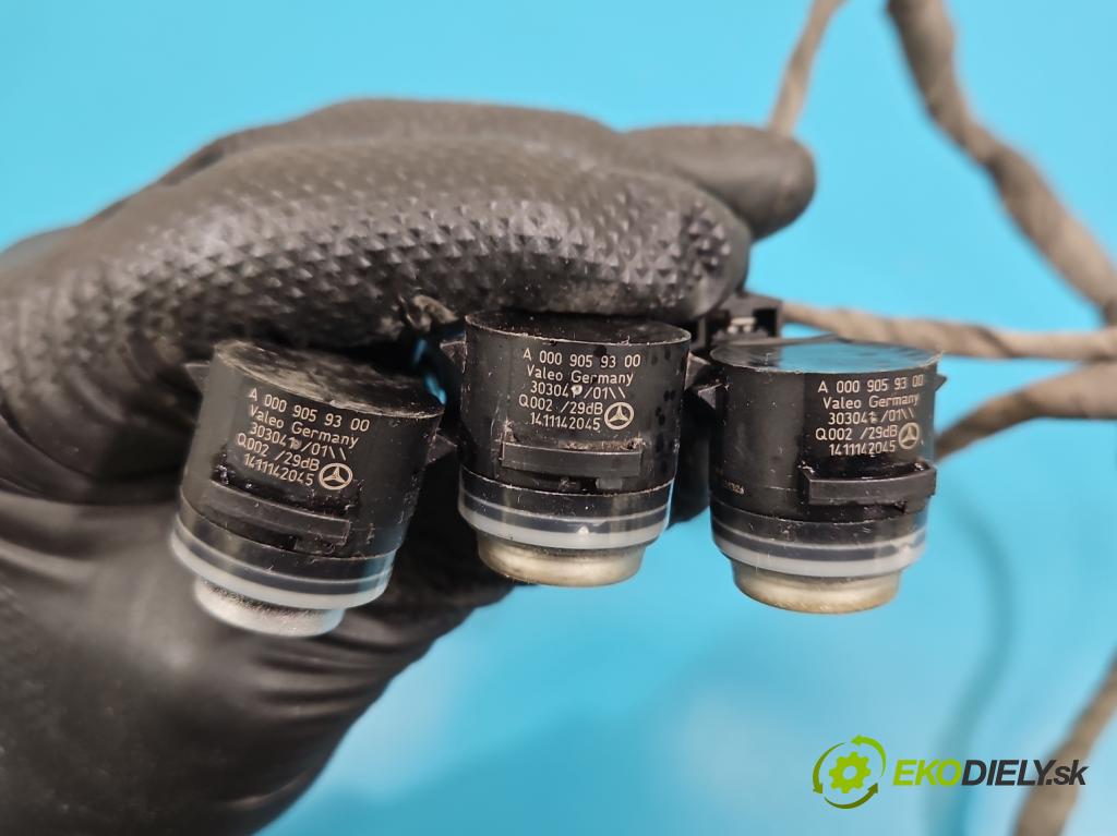 Mercedes B W246  2011-2018 2.1 cdi 136hp automatic 100 kW 2143 cm3 5- snímač parkování A0009059300