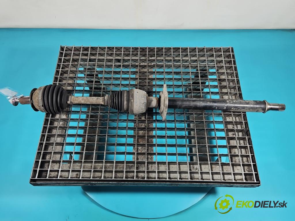 Mercedes B W246  2011-2018 2.1 cdi 136hp automatic 100 kW 2143 cm3 5- poloos přední pravé A2463600274