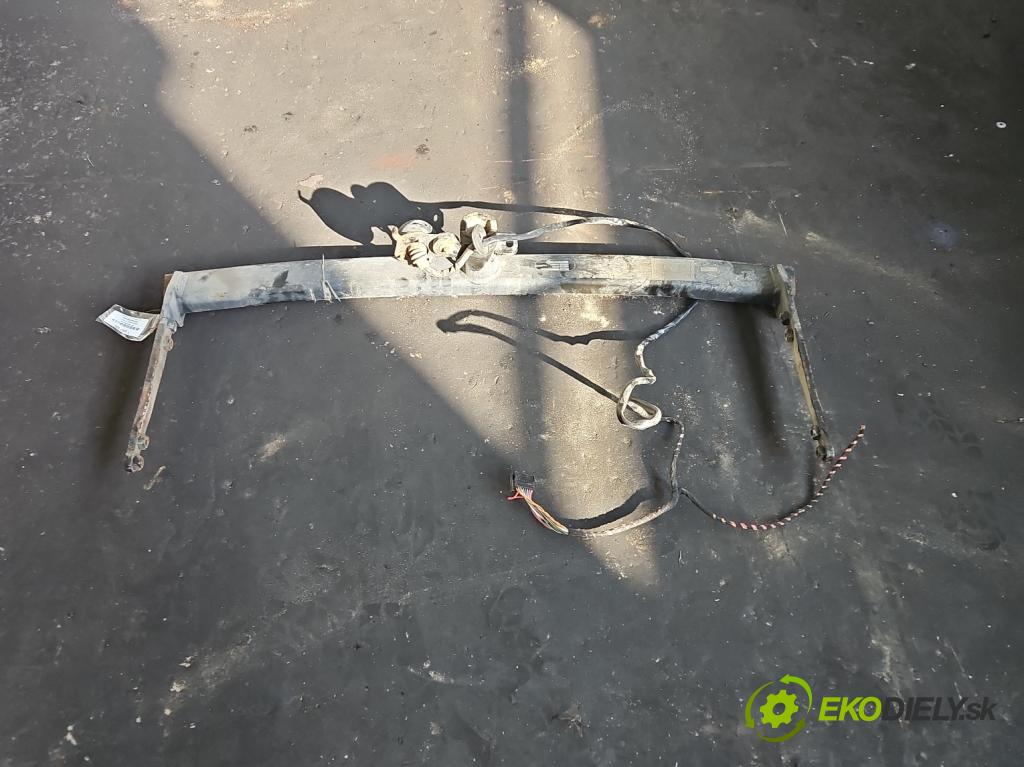 Skoda Octavia III 2013- 2.0 TSI 190 HP automatic 140 kW 1984 cm3 5- Hák: vlečení:  (Ťažné zariadenie)