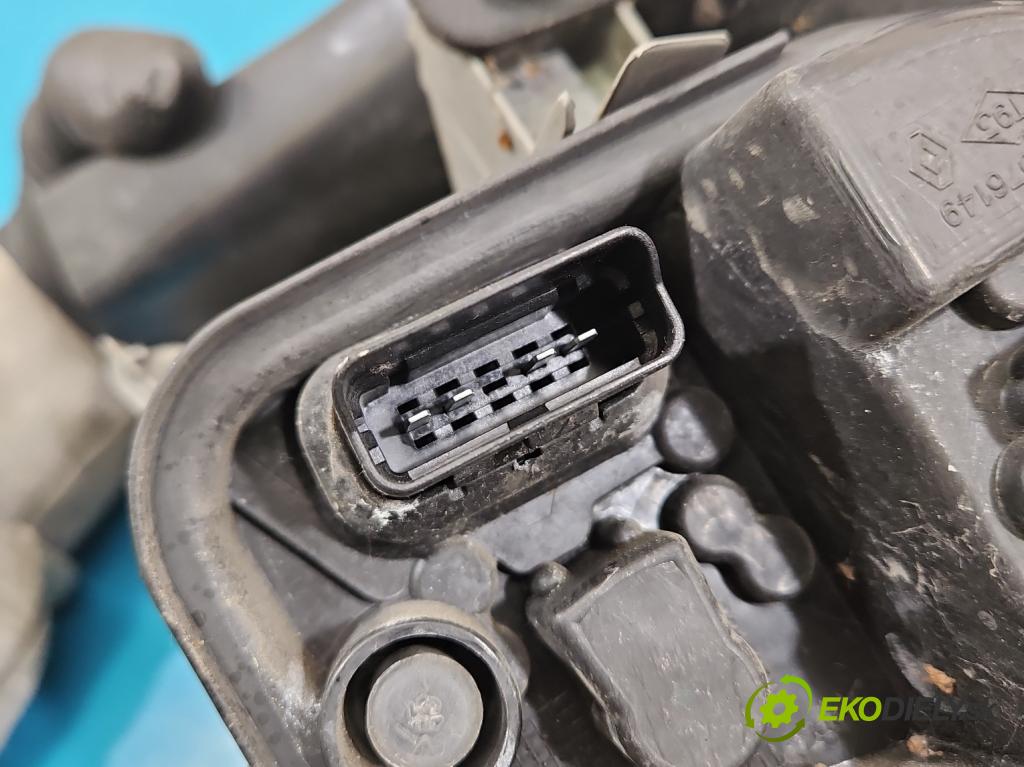 Renault Megane III 2008-2016 1.6 16V 110 hp manual 81 kW 1598 cm3 5- světlo zadní levé 265550007R (Klika dveří ostatní)