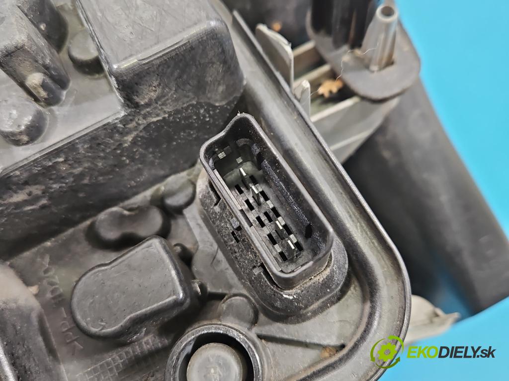 Renault Megane III 2008-2016 1.6 16V 110 HP manual 81 kW 1598 cm3 5- svetlo / reflektor zadné pravé 265500007R (Kľučka dverí ostatné)