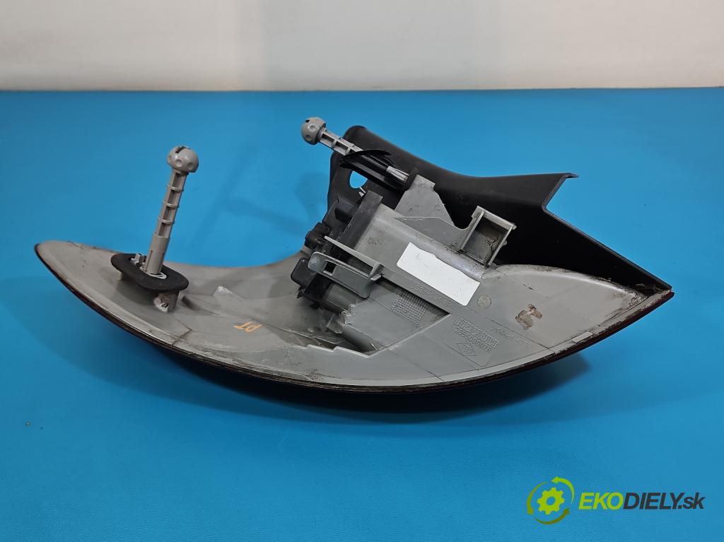 Renault Megane III 2008-2016 1.6 16V 110 HP manual 81 kW 1598 cm3 5- svetlo / reflektor zadné pravé 265500007R (Kľučka dverí ostatné)