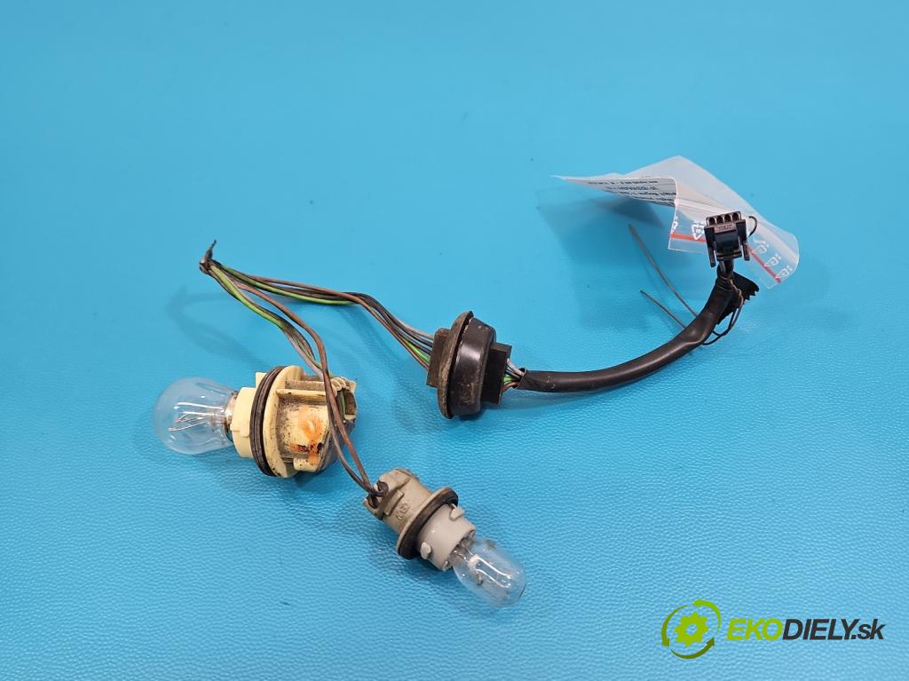 Renault Megane III 2008-2016 1.6 16V 110 HP manual 81 kW 1598 cm3 5- Zväzok: ostatné 1384160