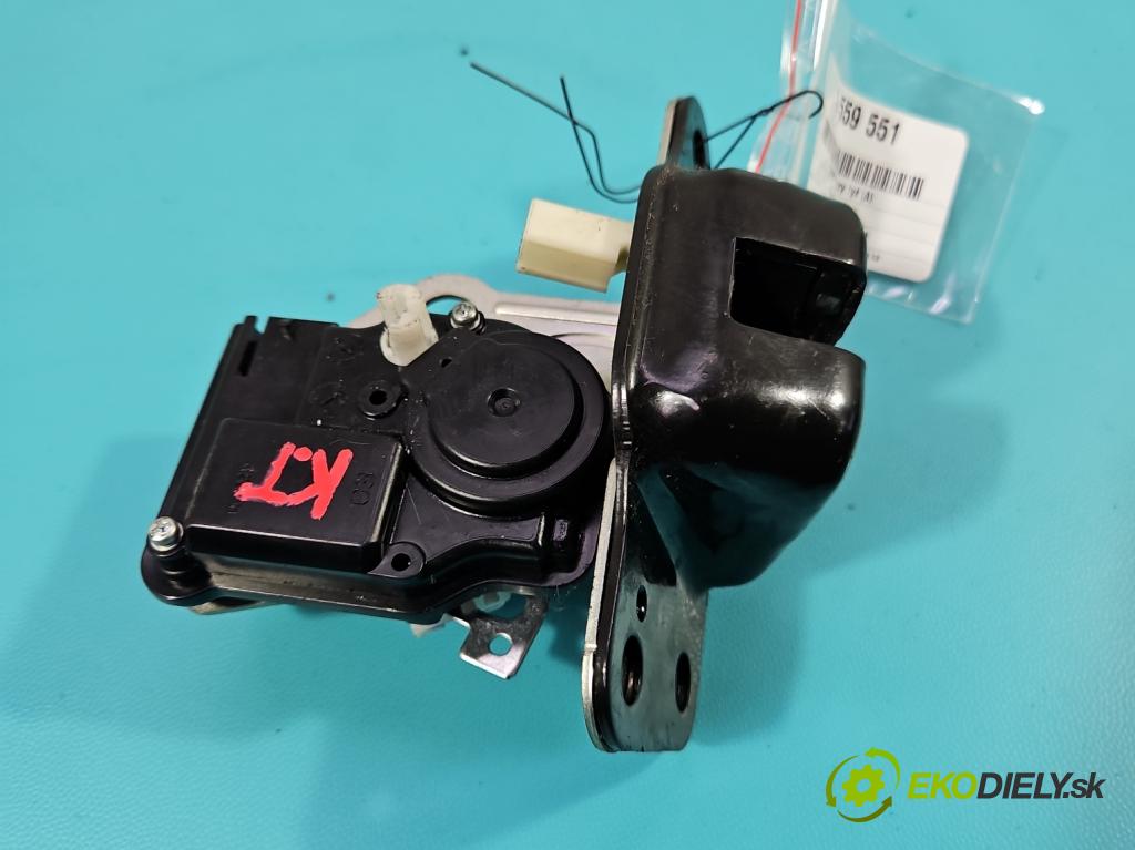 Fiat Freemont 2.0 jtd 170 HP manual 125 kW 1956 cm3 5- zámok kufrové dvere zadné