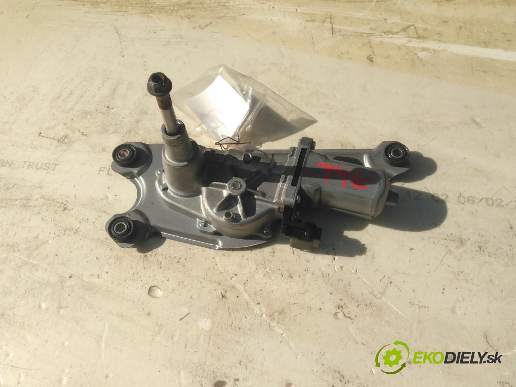 Fiat Freemont 2.0 jtd 170 HP manual 125 kW 1956 cm3 5- motor stieračov zadné 259600-1322