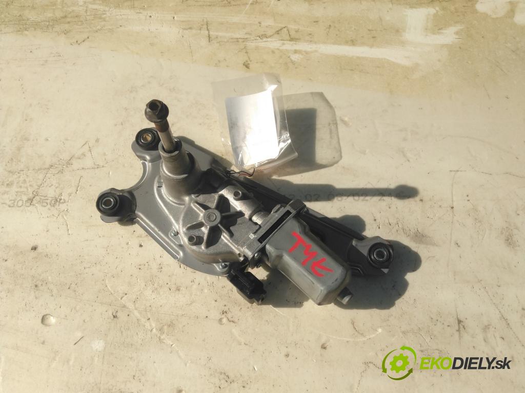 Fiat Freemont 2.0 jtd 170 HP manual 125 kW 1956 cm3 5- motor stieračov zadné 259600-1322