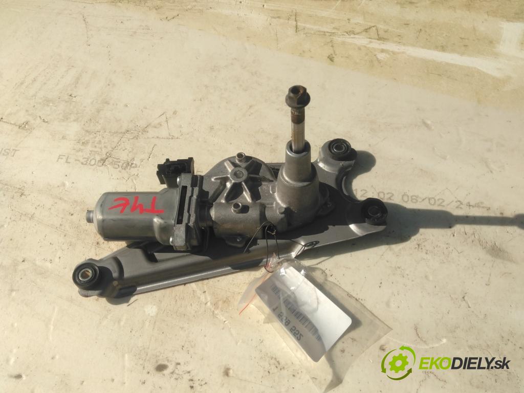 Fiat Freemont 2.0 jtd 170 HP manual 125 kW 1956 cm3 5- motor stieračov zadné 259600-1322