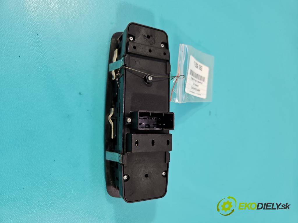 Fiat Freemont 2.0 jtd 170 HP manual 125 kW 1956 cm3 5- prepínač okien spätných zrkadiel 68139806AB