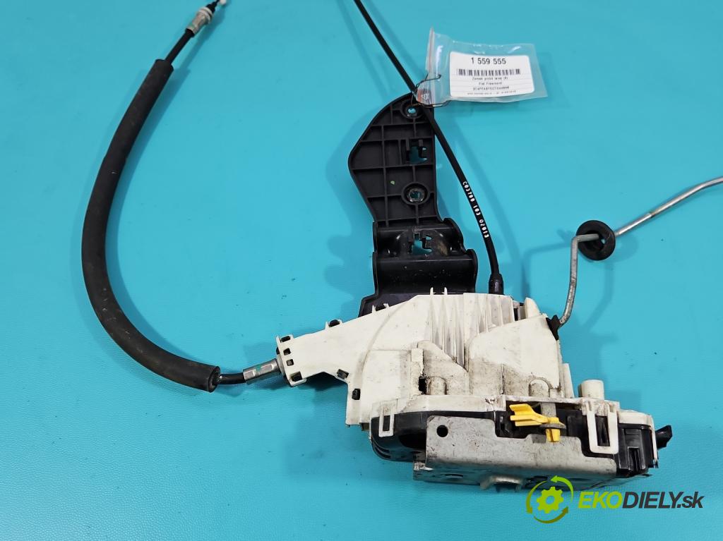 Fiat Freemont 2.0 jtd 170 HP manual 125 kW 1956 cm3 5- zámok predné ľavý P04589913AE