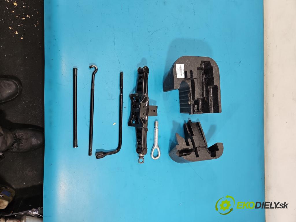 Fiat Freemont 2.0 jtd 170 HP manual 125 kW 1956 cm3 5- mechanizmus okna automobilovy 04766386AB