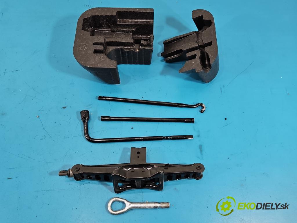 Fiat Freemont 2.0 jtd 170 HP manual 125 kW 1956 cm3 5- mechanizmus okna automobilovy 04766386AB