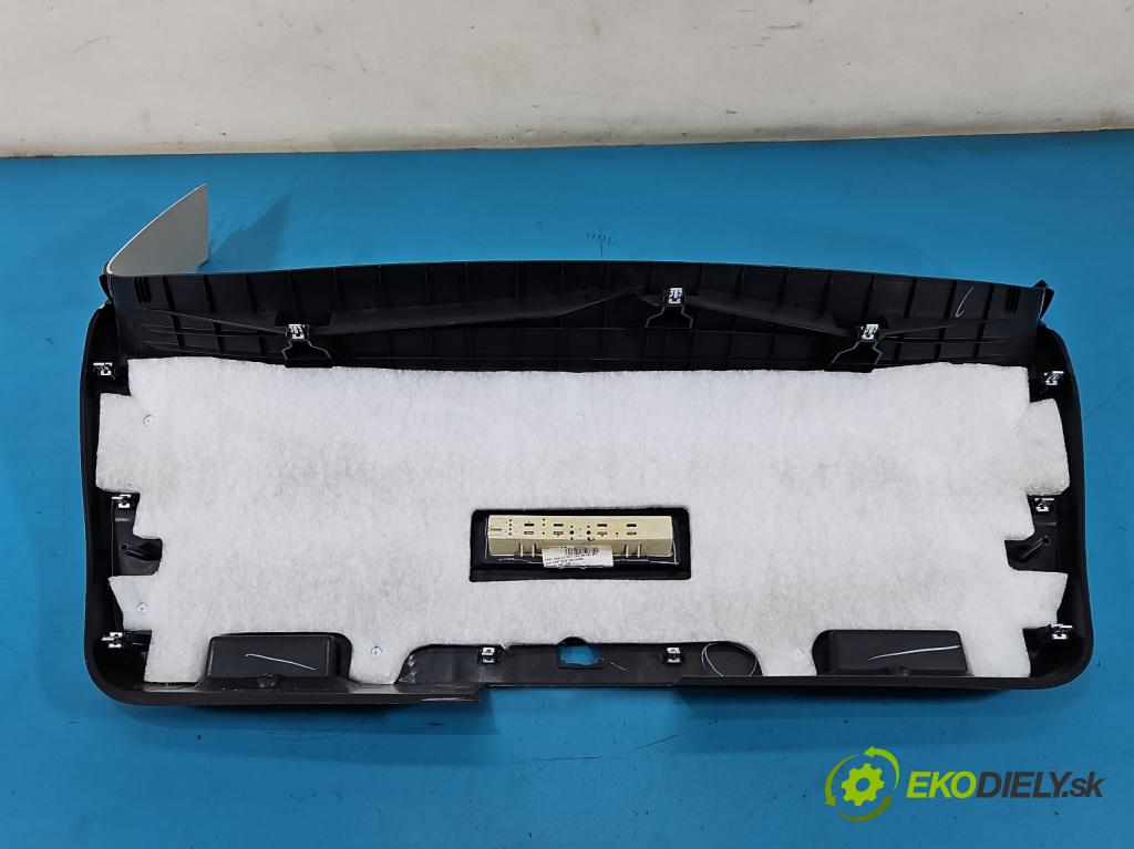 Fiat Freemont 2.0 jtd 170 HP manual 125 kW 1956 cm3 5- Čalounictví: kufrové dvere 1BE54DX9AC