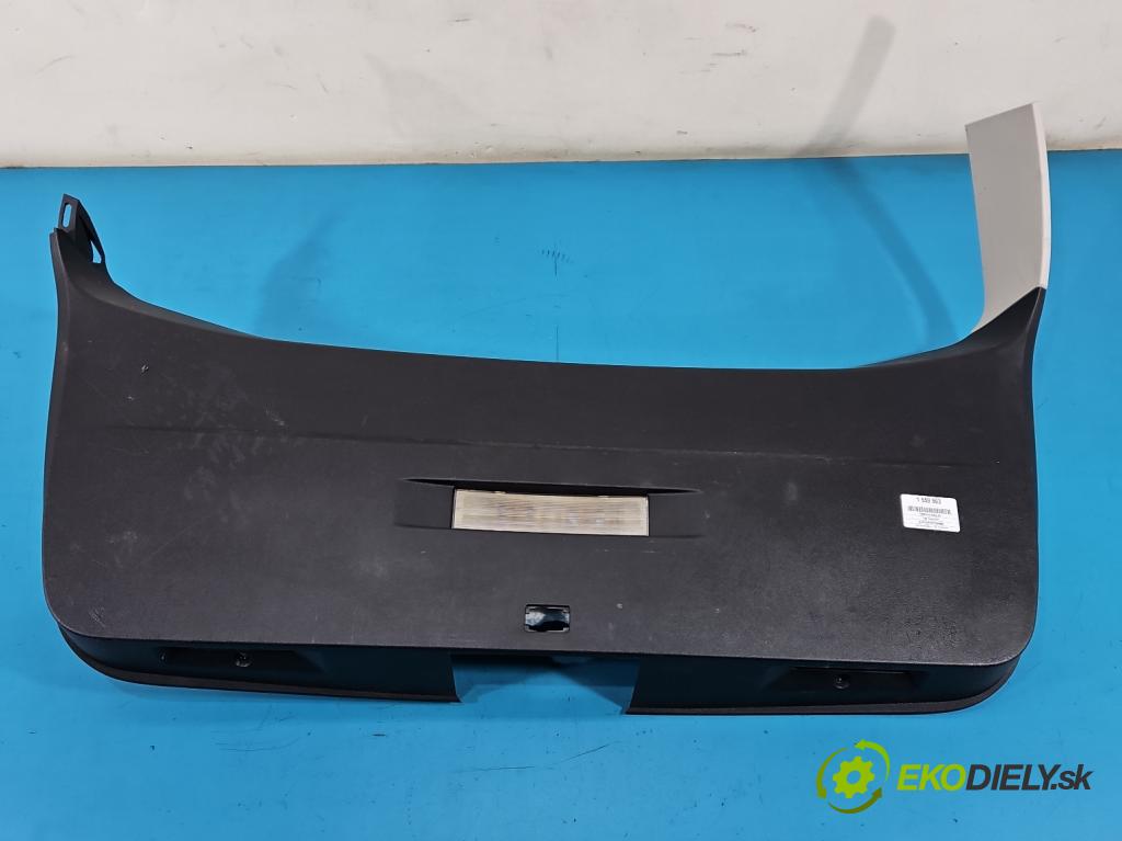 Fiat Freemont 2.0 jtd 170 hp manual 125 kW 1956 cm3 5- Tapacír: kufrových dveří 1BE54DX9AC