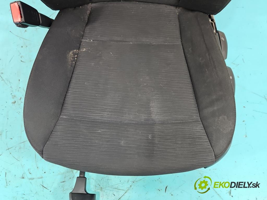 Bmw 1 E87 2004-2011 2.0d 150 hp manual 110 kW 1995 cm3 5- Sedadlo levý  (Sedadlo)