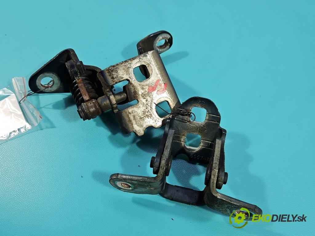 Fiat Freemont 2.0 jtd 170 HP manual 125 kW 1956 cm3 5- Závěs: dvere predné pravý