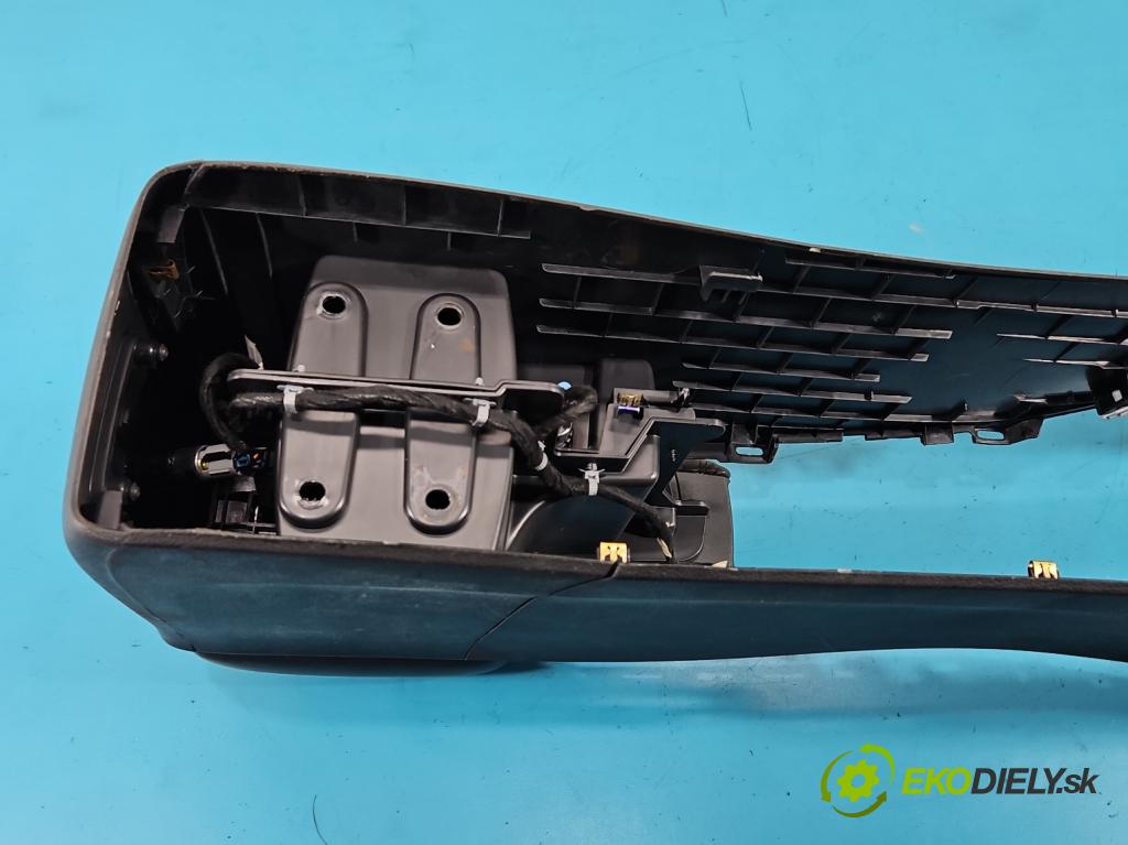 Fiat Freemont 2.0 jtd 170 HP manual 125 kW 1956 cm3 5- operadlo 5AEAAD140 (Lakťová opierka)