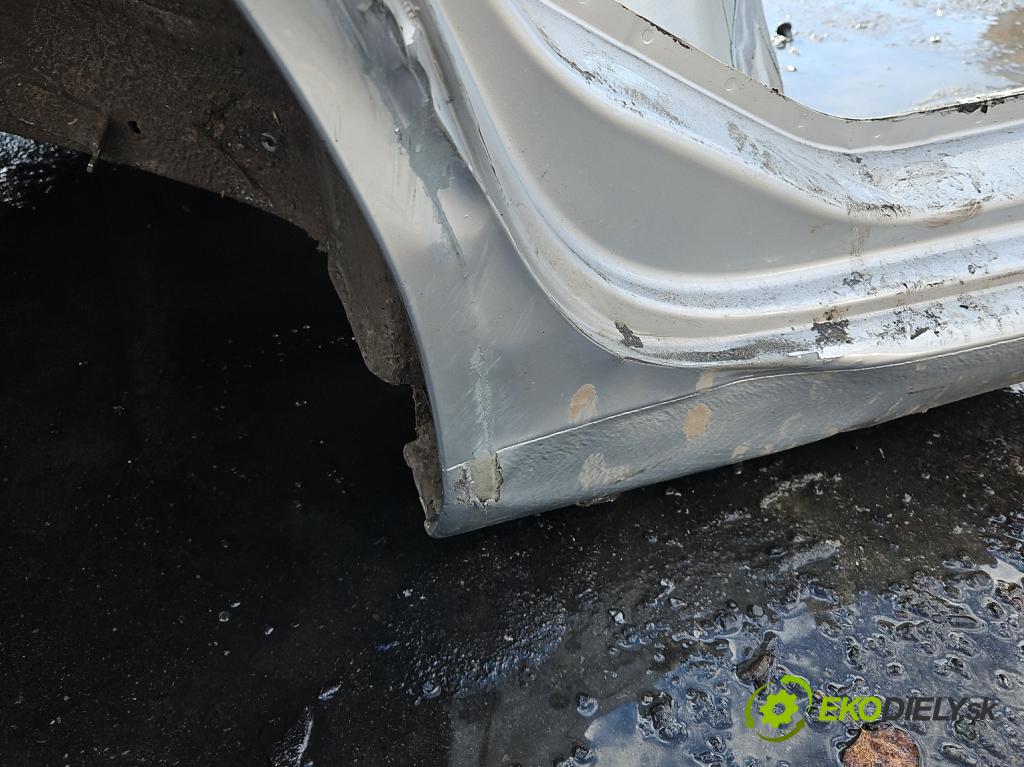 Skoda Scala 2019- 1.5 TSI 150 HP manual 110 kW 1498 cm3 5- blatník zadné pravý