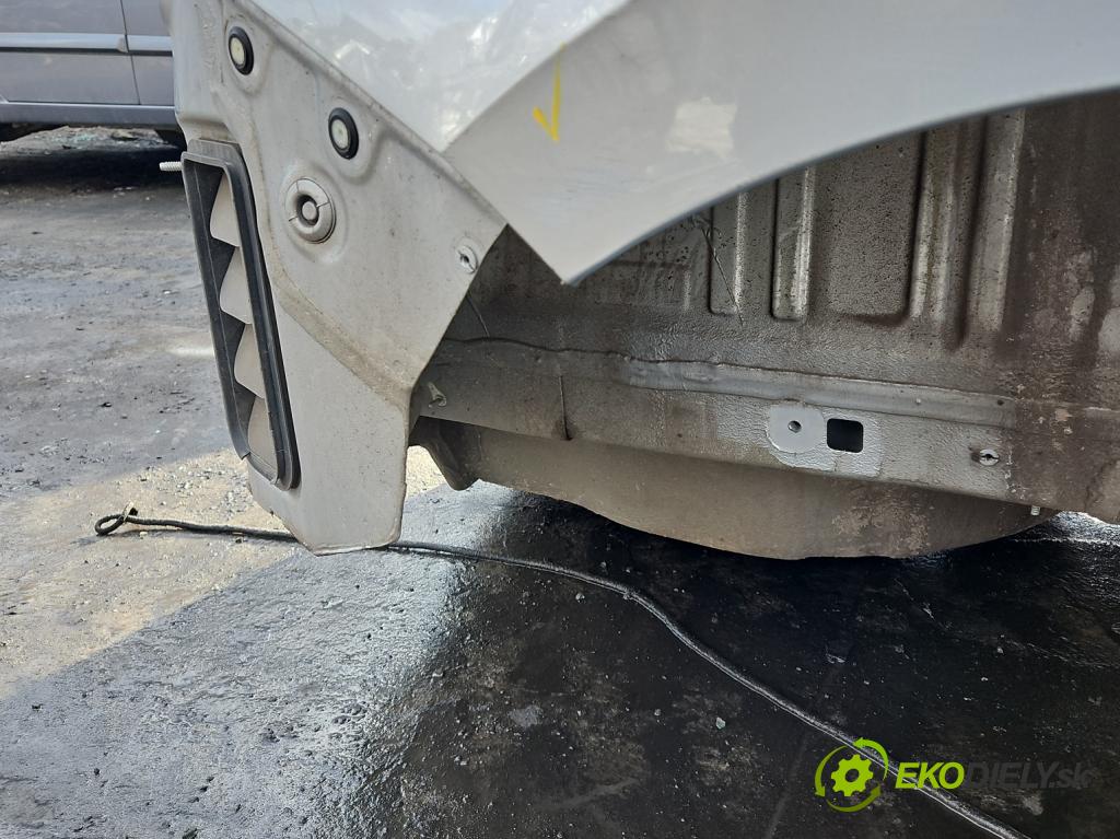 Skoda Scala 2019- 1.5 TSI 150 HP manual 110 kW 1498 cm3 5- blatník zadné pravý