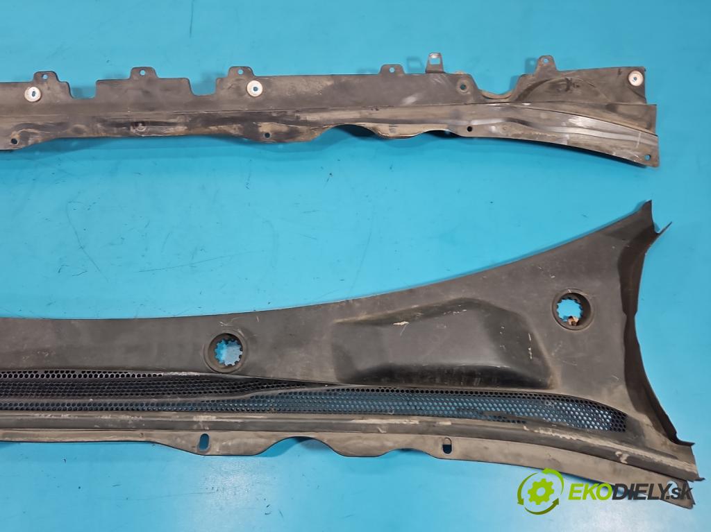 Opel Insignia B 2017-2022 2.0 T 260 hp automatic 191 kW 1998 cm3 5- torpédo 39126649 (Plast pod čelním sklem)